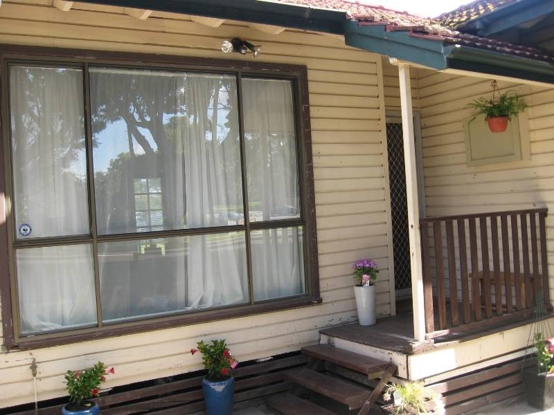 10 Medina Avenue, Medina WA 6167