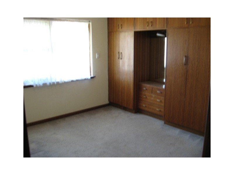 11 Wellard Road, Calista WA 6167