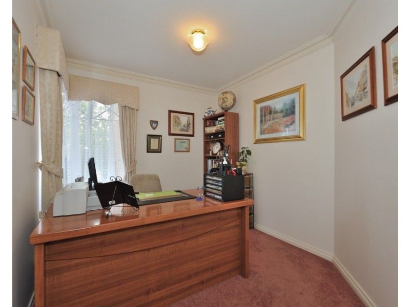 6 Turtle Point Cove, Jandakot WA 6164
