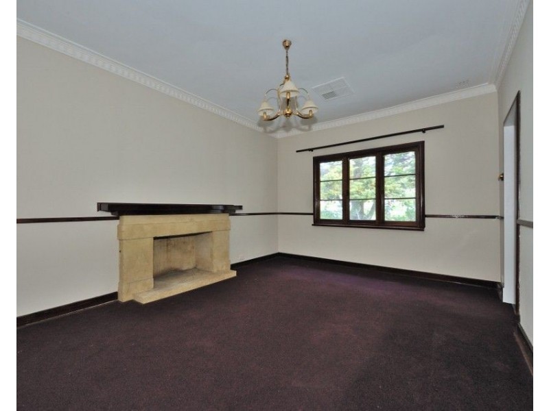 24 Atkinson Rd, Medina WA 6167