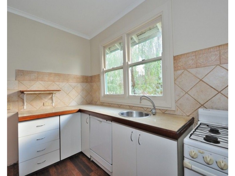 24 Atkinson Rd, Medina WA 6167