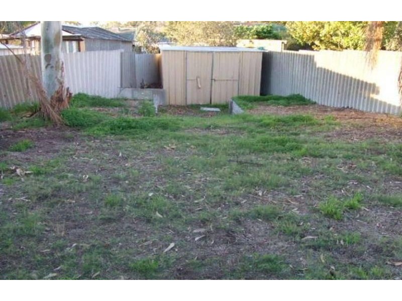 23 Crabtree Way, Medina WA 6167