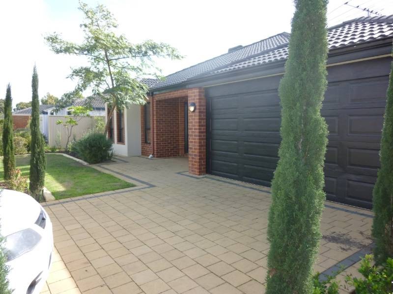 7 Diadem Crescent, Bertram WA 6167