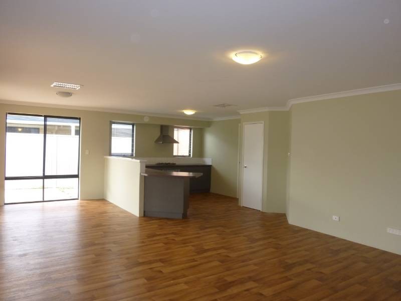 7 Diadem Crescent, Bertram WA 6167