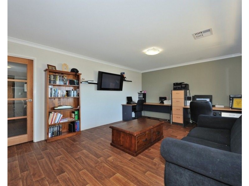 12  Dennis Retreat, Baldivis WA 6171