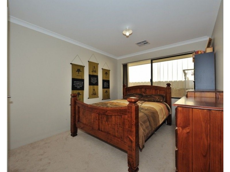 12  Dennis Retreat, Baldivis WA 6171