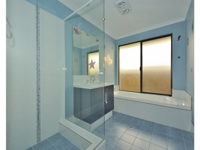 12  Dennis Retreat, Baldivis WA 6171