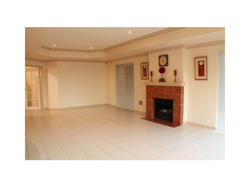95 Glen Iris Drive, Jandakot WA 6164