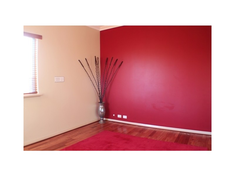 95 Glen Iris Drive, Jandakot WA 6164