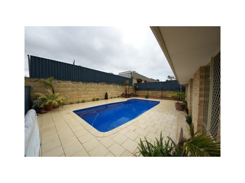 9 Liddington Rise, Leda WA 6170