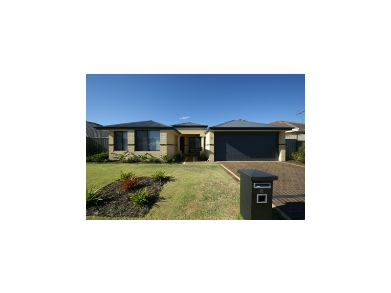 8 Glastonbury Street, Leda WA 6170