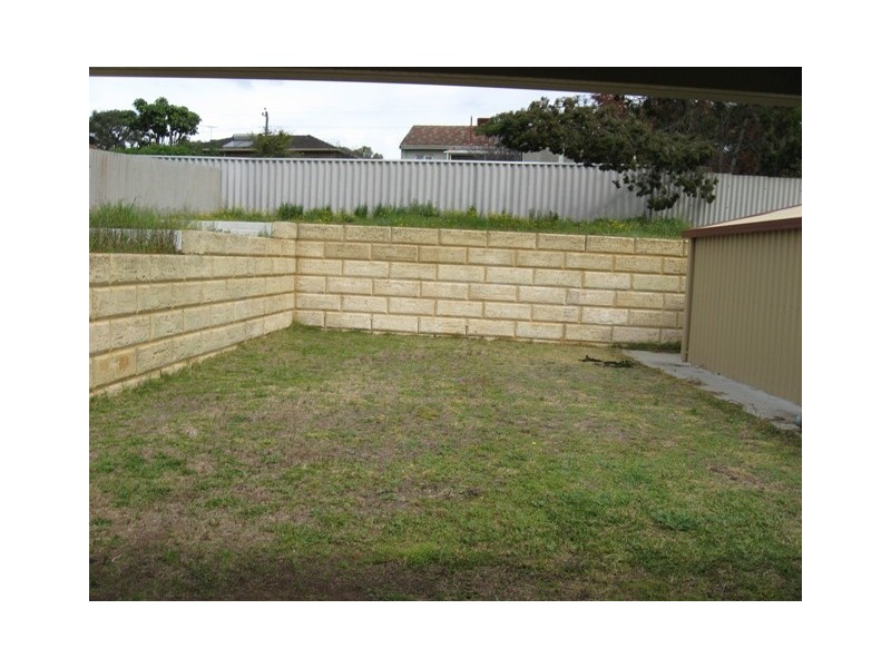 18 Kirkus Road, Medina WA 6167