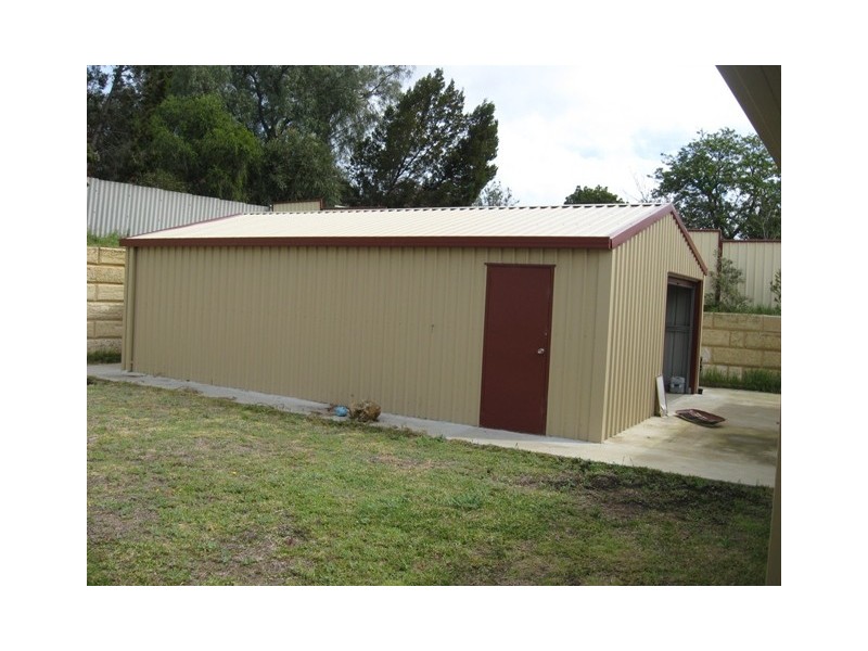 18 Kirkus Road, Medina WA 6167