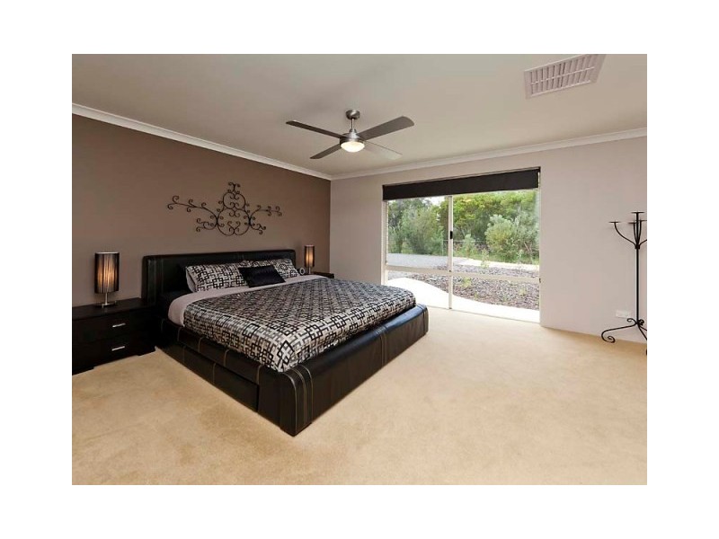 72 Marri Park Drive, Casuarina WA 6167