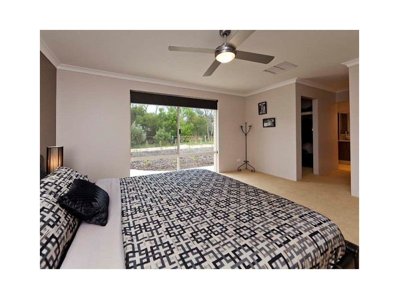 72 Marri Park Drive, Casuarina WA 6167