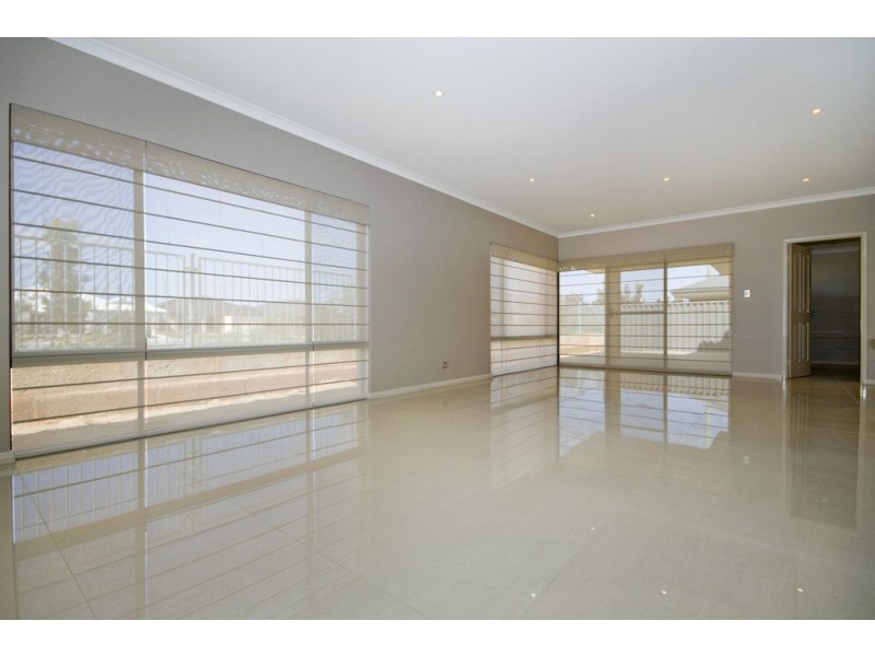 47 Whitehorse Drive, Harrisdale WA 6112