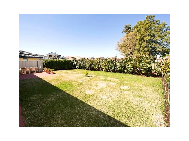 11 Berry Way, Bertram WA 6167