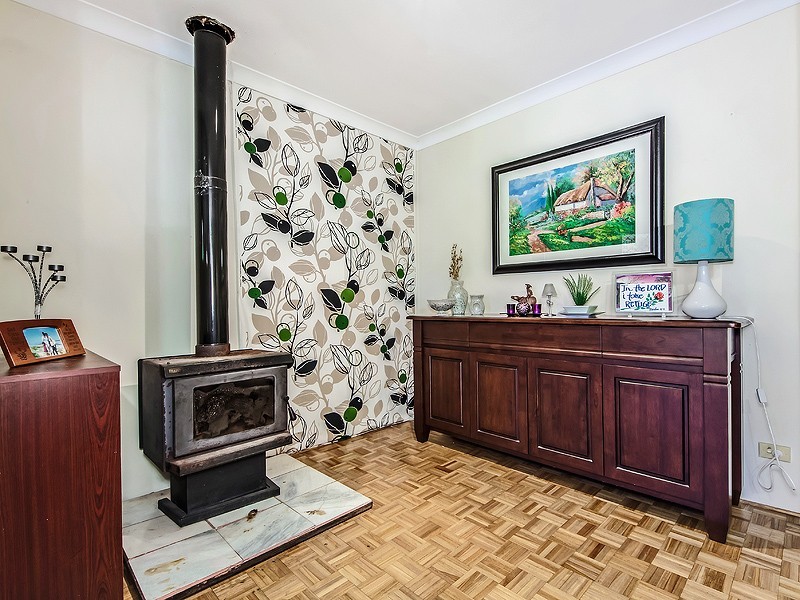 7 Cowlishaw Rise, Parmelia WA 6167