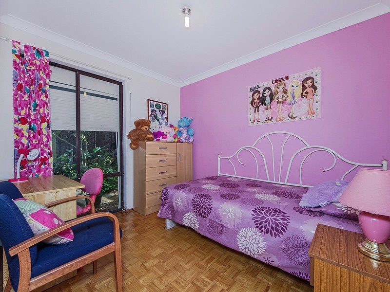 7 Cowlishaw Rise, Parmelia WA 6167