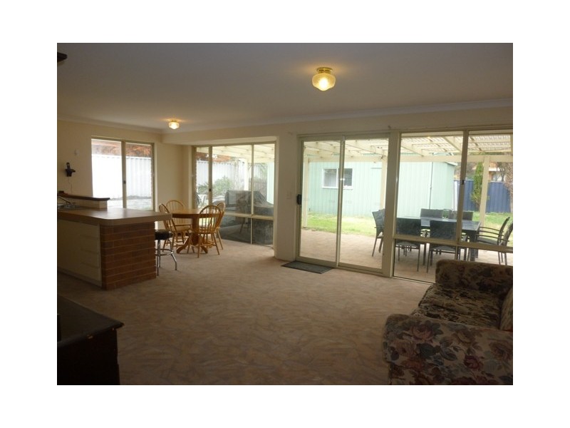 2 Cobia Rise, Warnbro WA 6169