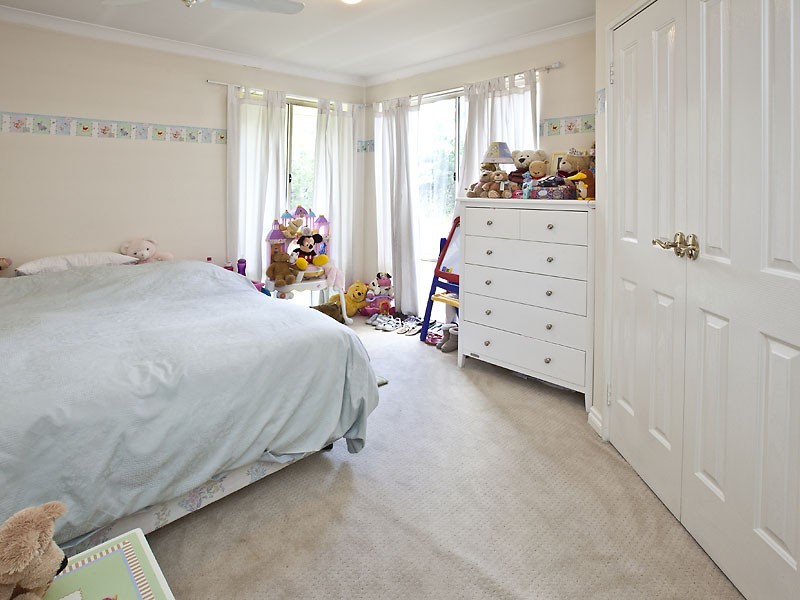 4 Saddler Close, Wellard WA 6170
