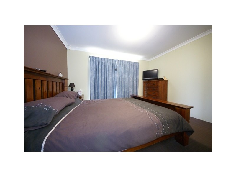 28 Sloan Drive, Leda WA 6170