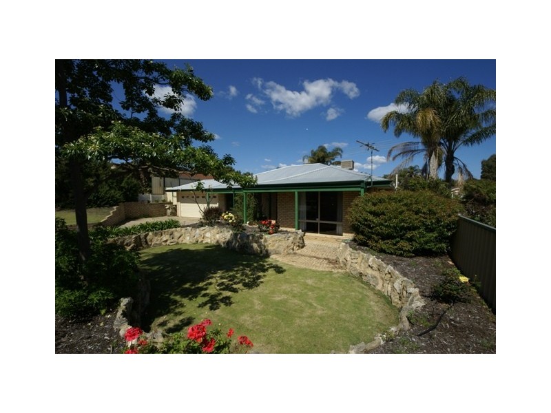 28 Sloan Drive, Leda WA 6170