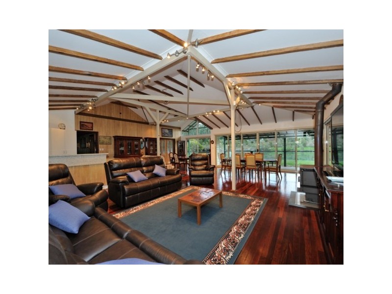 64 Canns Road, Bedfordale WA 6112