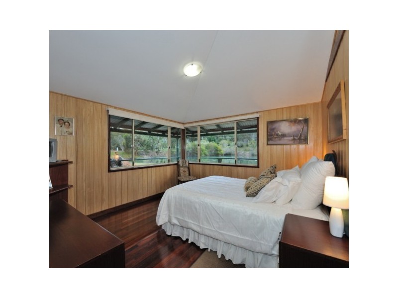 64 Canns Road, Bedfordale WA 6112