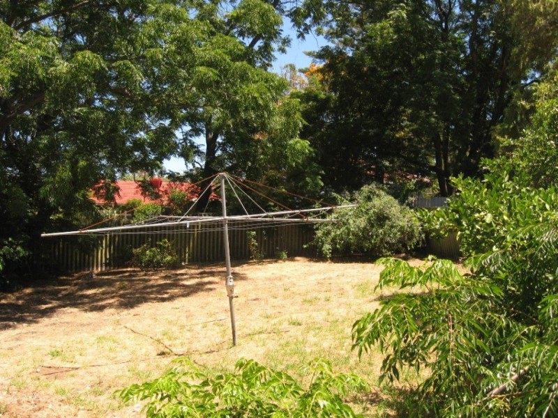 50 Peake Way, Medina WA 6167