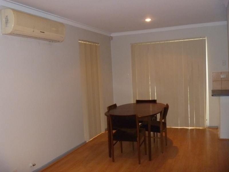 12 Sulphur Road, Parmelia WA 6167