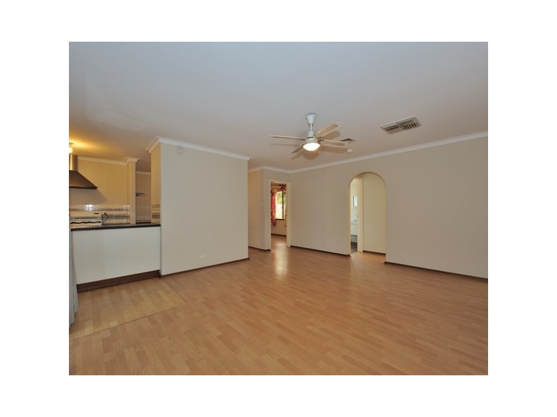 10 Nutcher Way, Parmelia WA 6167