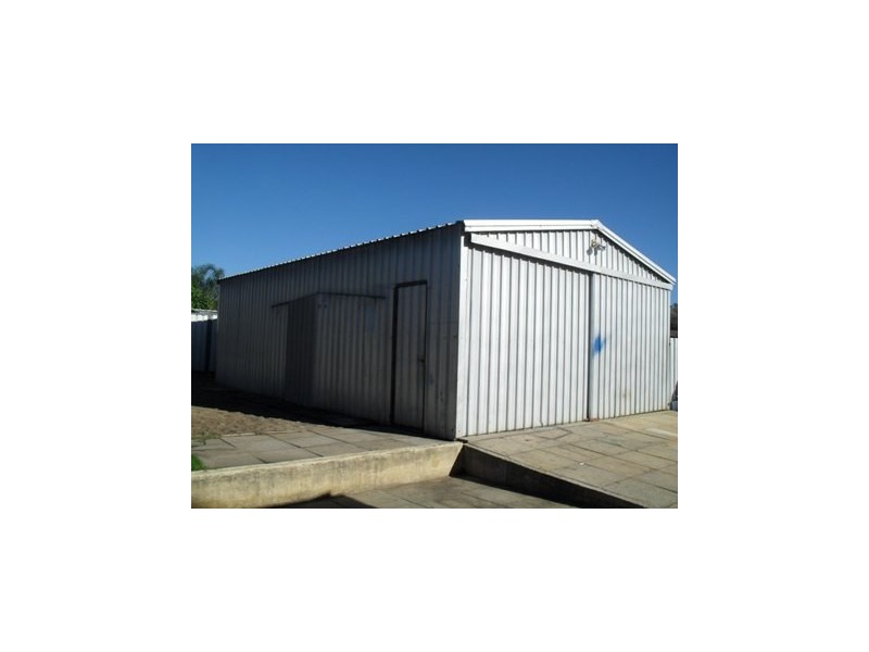 56 Warner Road, Parmelia WA 6167