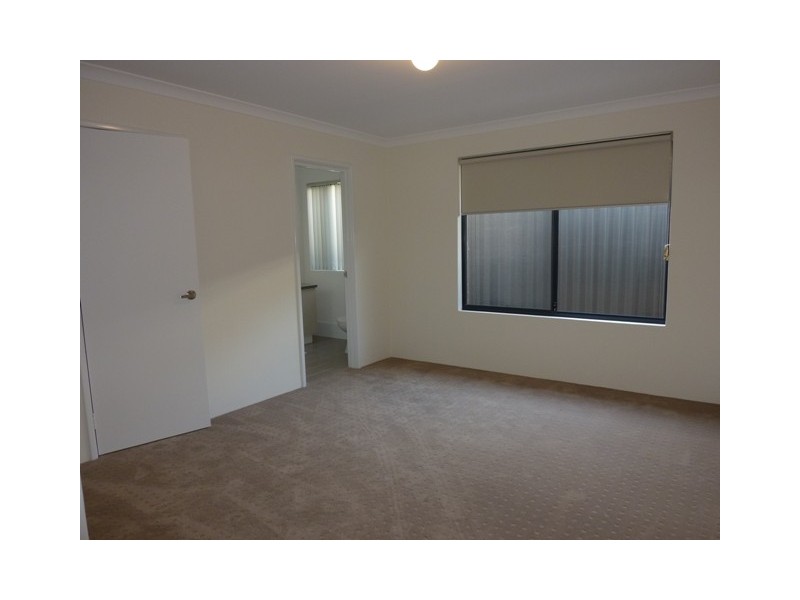 13 Ravensfield Street, Baldivis WA 6171