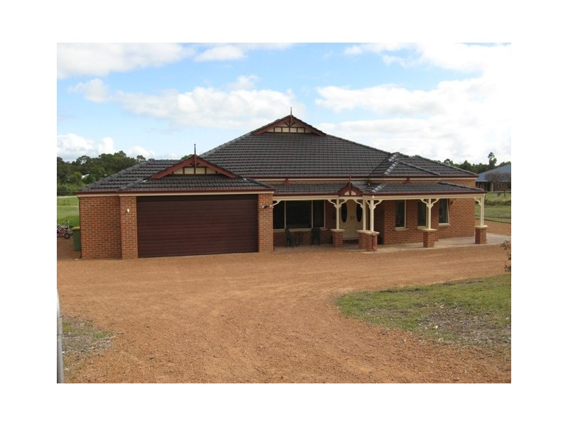 41 Fielder Road, Serpentine WA 6125
