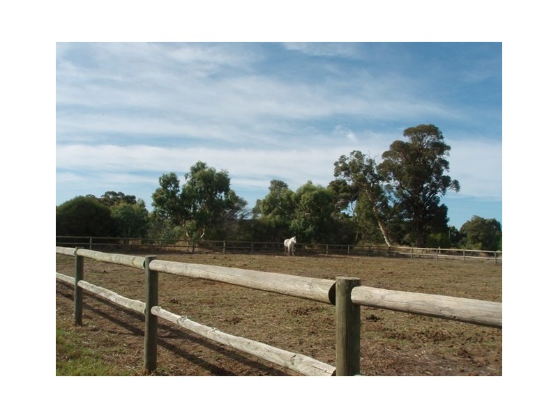 19 Randell Road, Mardella WA 6125