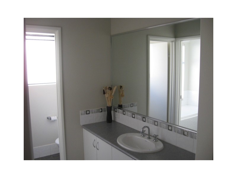 115 Centennial Avenue, Bertram WA 6167