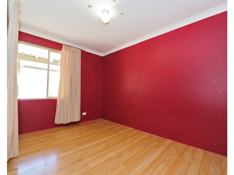 65 Lachlan Way, Bibra Lake WA 6163