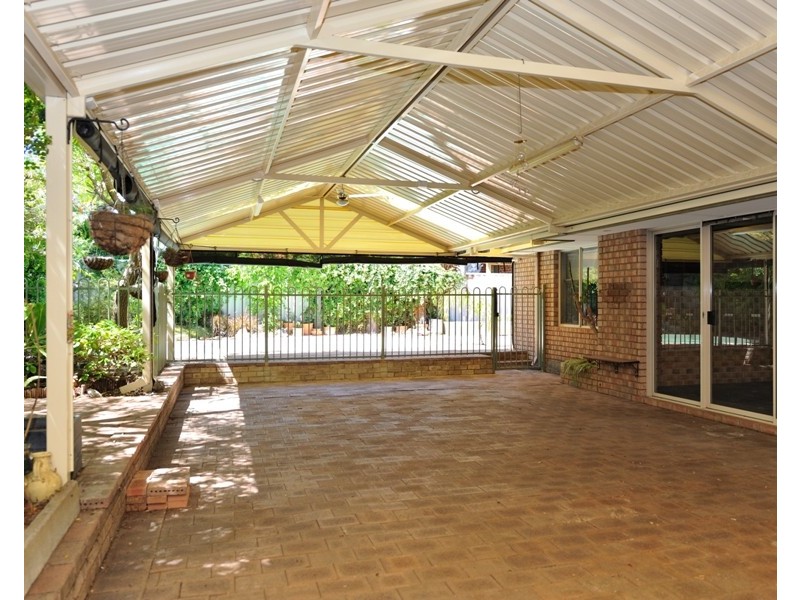 65 Lachlan Way, Bibra Lake WA 6163