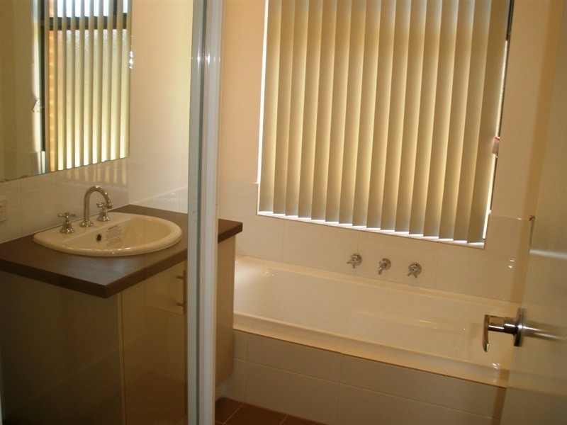 13 Ravensfield Road, Baldivis WA 6171