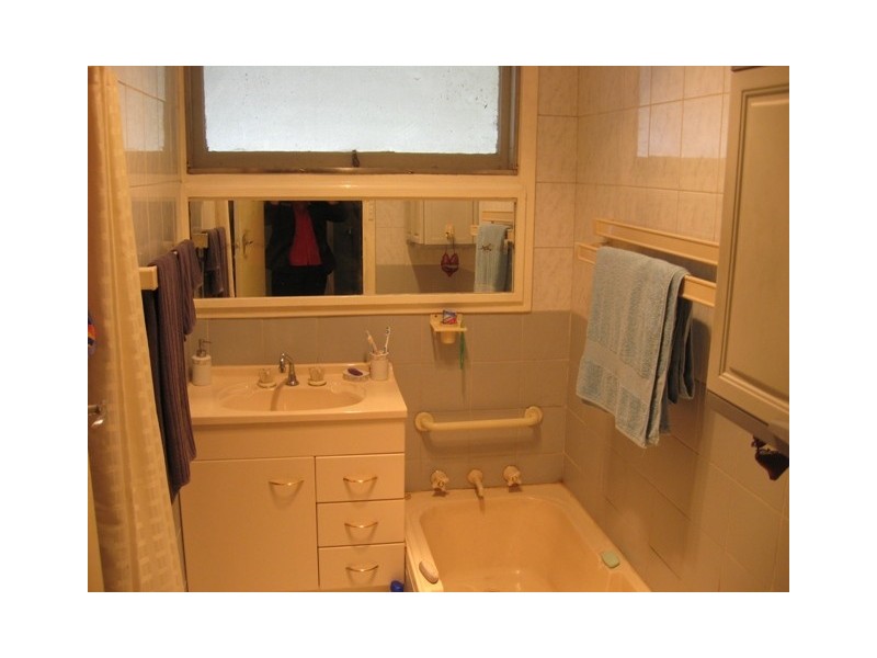 21 Kenton Way, Calista WA 6167