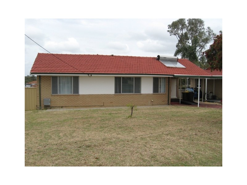 19 Kenton Way, Calista WA 6167