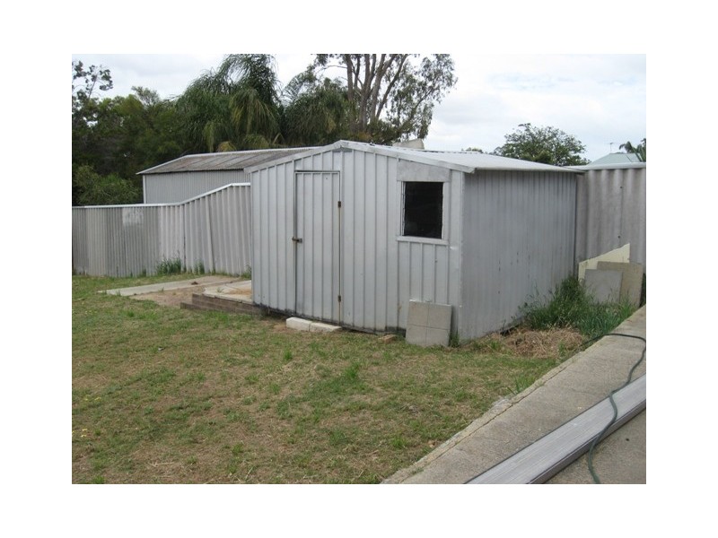 19 Kenton Way, Calista WA 6167