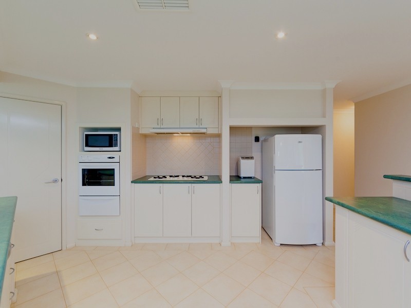 19 Tincombe Grove, Baldivis WA 6171