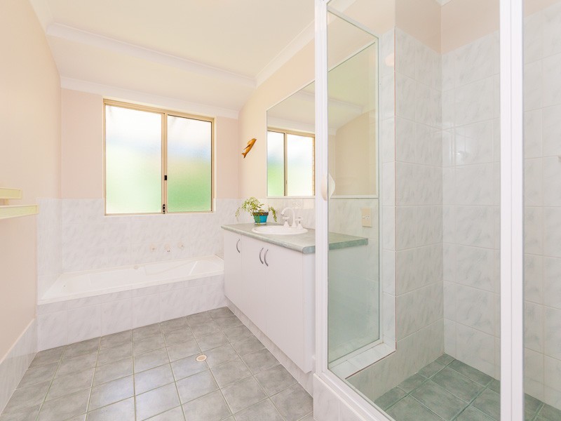 19 Tincombe Grove, Baldivis WA 6171