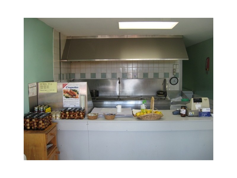 Shop 2, 2-4 Elanora Drive, Cooloongup WA 6168
