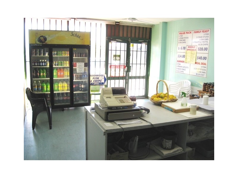 Shop 2, 2-4 Elanora Drive, Cooloongup WA 6168