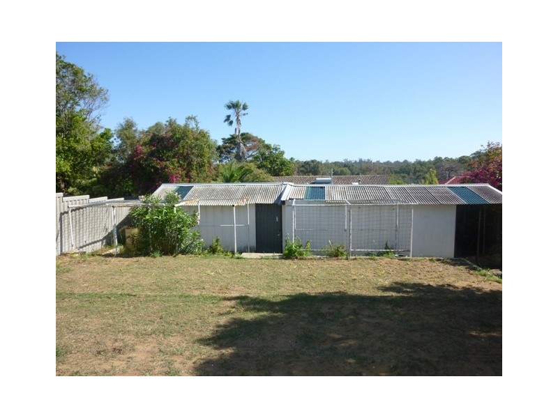 18 Edmund Way, Calista WA 6167