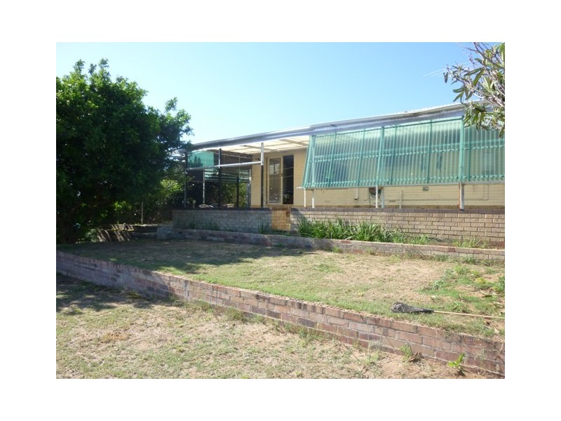 18 Edmund Way, Calista WA 6167