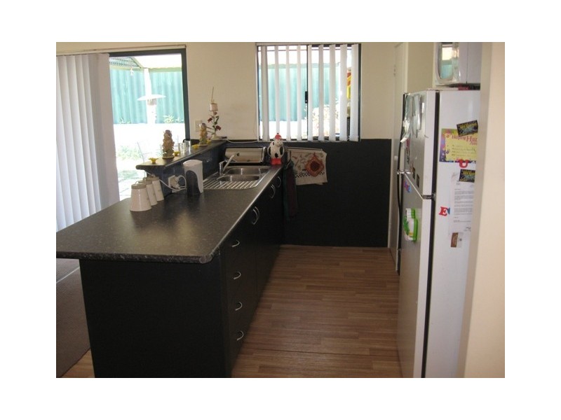 34 Munday Way, Medina WA 6167